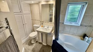 Photo 16- click for photo gallery